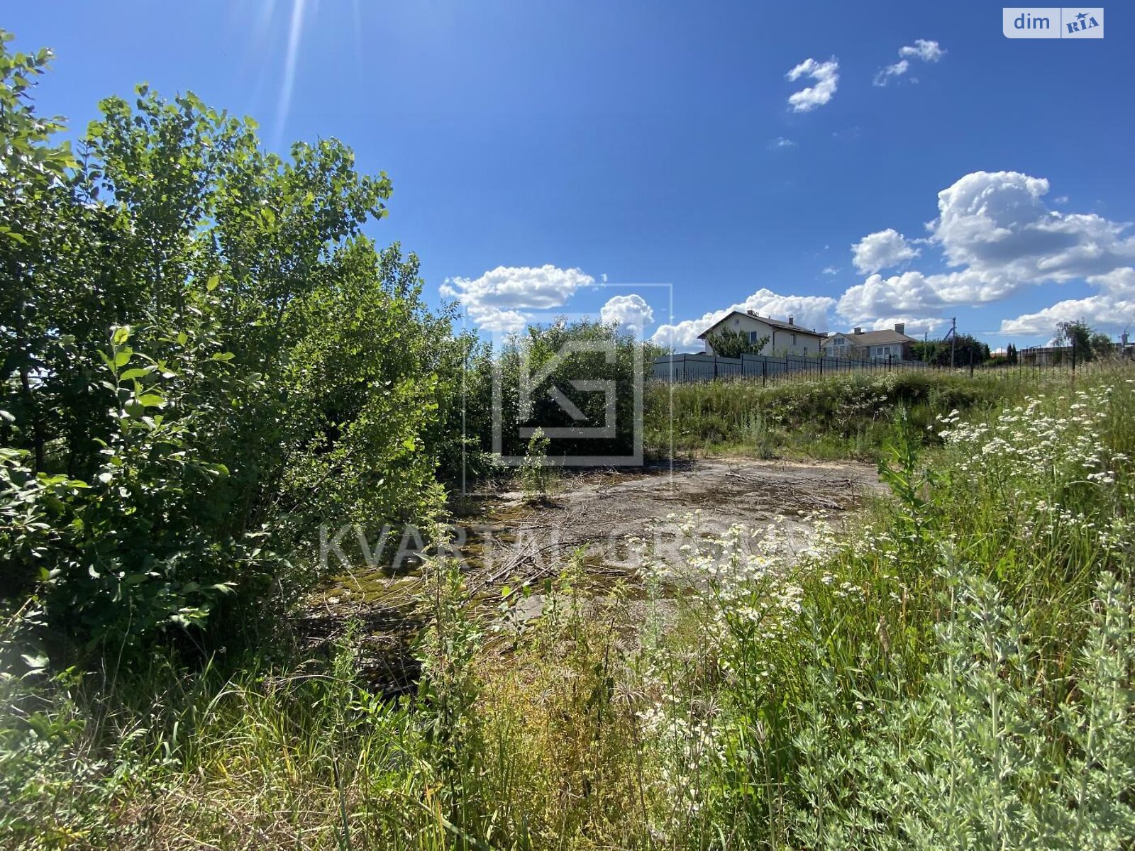 Земельный участок под жилую застройку в Михайловке-Рубежовке, площадь 15 соток фото 1 Земельный участок под жилую застройку в Михайловке-Рубежовке, площадь 15 соток фото 1