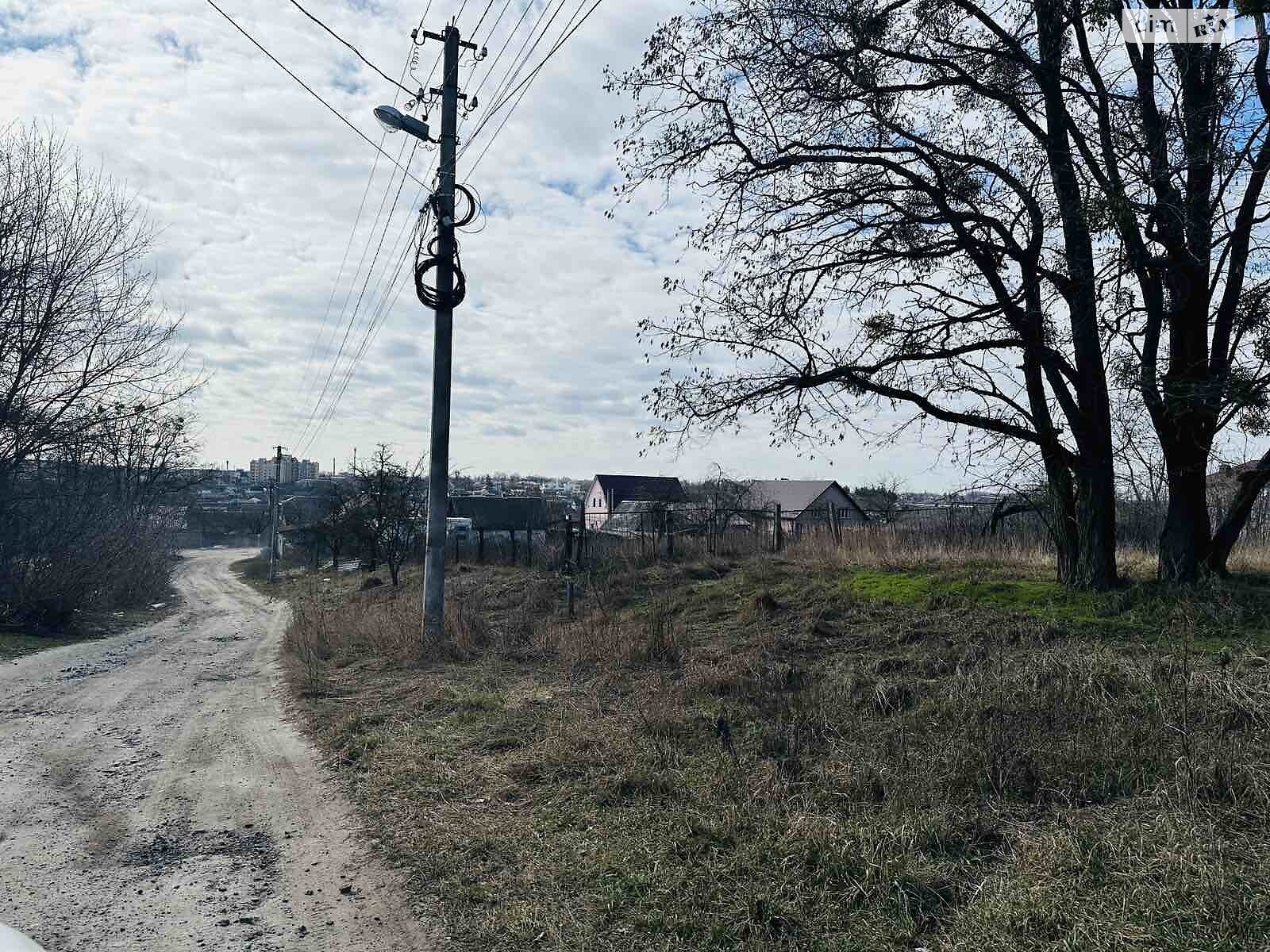 Земельна ділянка під житлову забудову в Михайлівці-Рубежівці, площа 20 соток фото 1 Земельна ділянка під житлову забудову в Михайлівці-Рубежівці, площа 20 соток фото 1