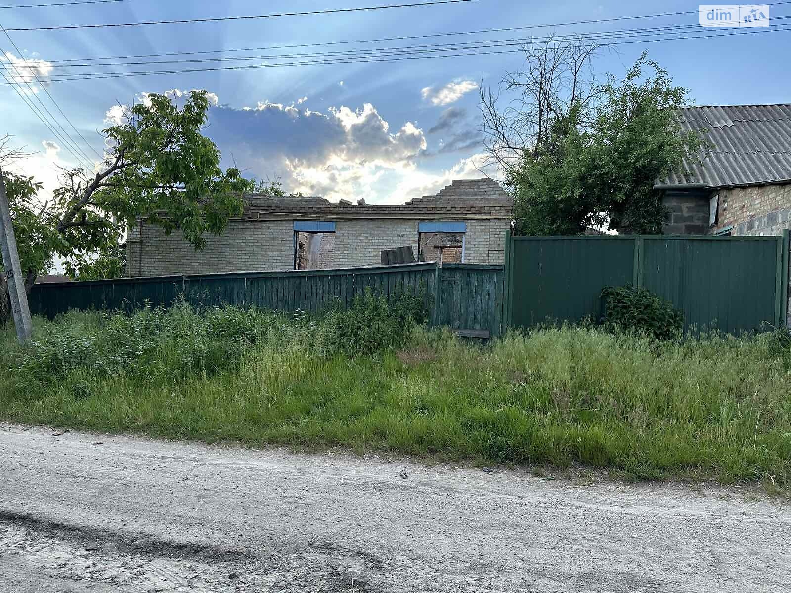 Земельна ділянка під житлову забудову в Михайлівці-Рубежівці, площа 20 соток фото 1 Земельна ділянка під житлову забудову в Михайлівці-Рубежівці, площа 20 соток фото 1