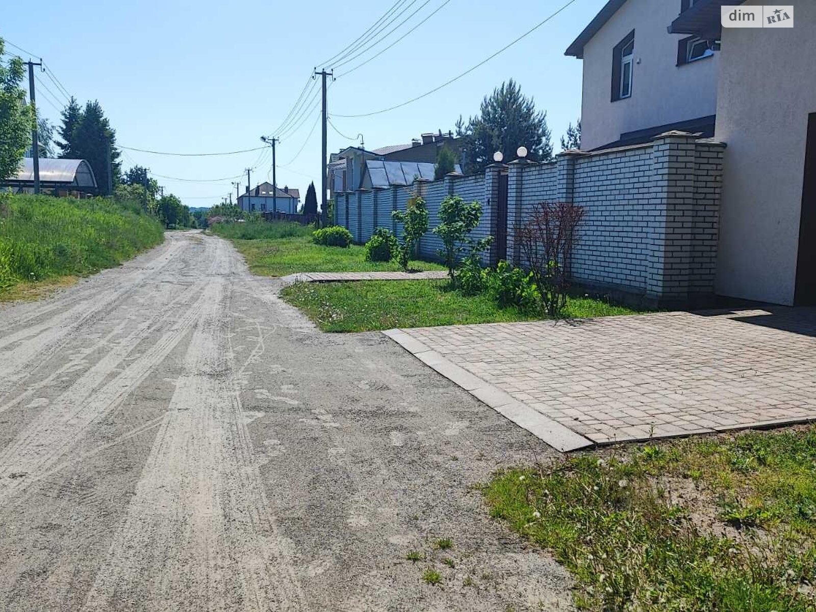 Земельна ділянка під житлову забудову в Михайлівці-Рубежівці, площа 12 соток фото 1 Земельна ділянка під житлову забудову в Михайлівці-Рубежівці, площа 12 соток фото 1