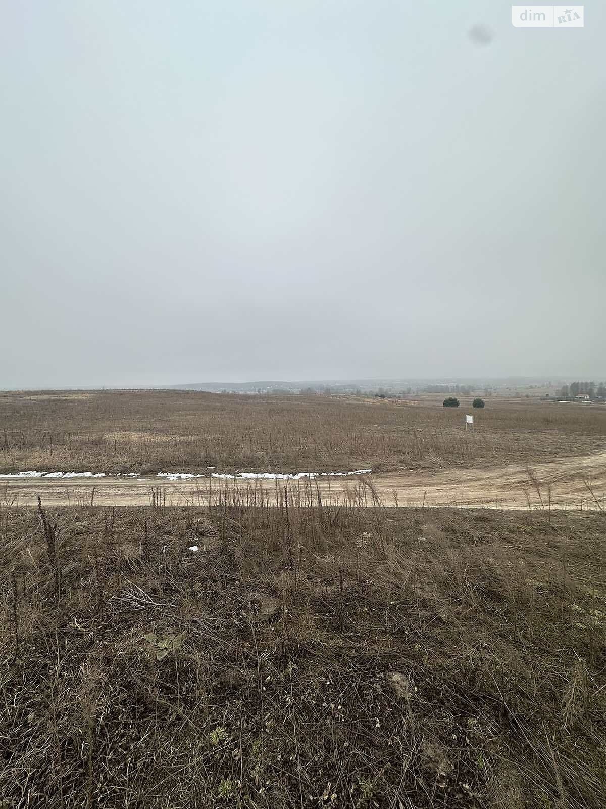 Земельна ділянка під житлову забудову в Михайлівці-Рубежівці, площа 5.5 сотки фото 1 Земельна ділянка під житлову забудову в Михайлівці-Рубежівці, площа 5.5 сотки фото 1