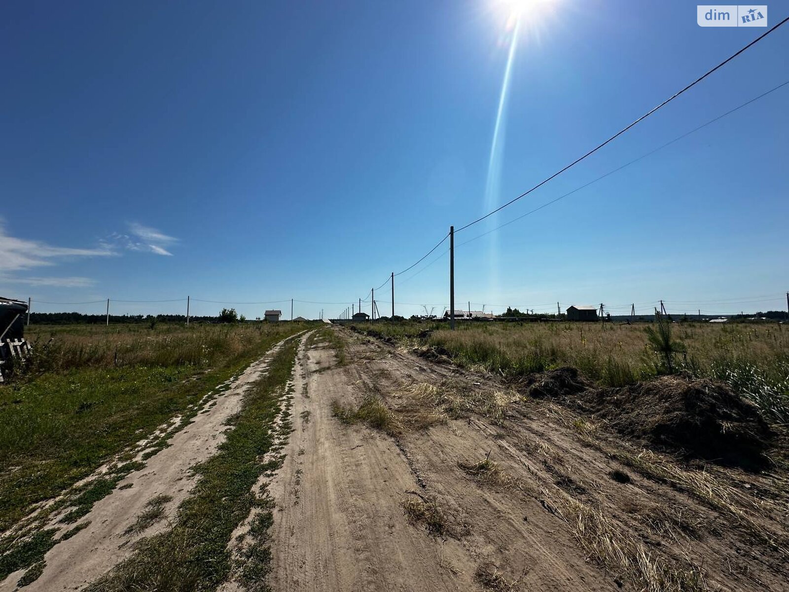 Земельна ділянка під житлову забудову в Михайлівці-Рубежівці, площа 15 соток фото 1 Земельна ділянка під житлову забудову в Михайлівці-Рубежівці, площа 15 соток фото 1