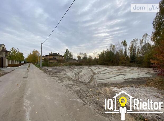 Земля под жилую застройку в селе Козин, площадь 8 соток фото 1 Земля под жилую застройку в селе Козин, площадь 8 соток фото 1