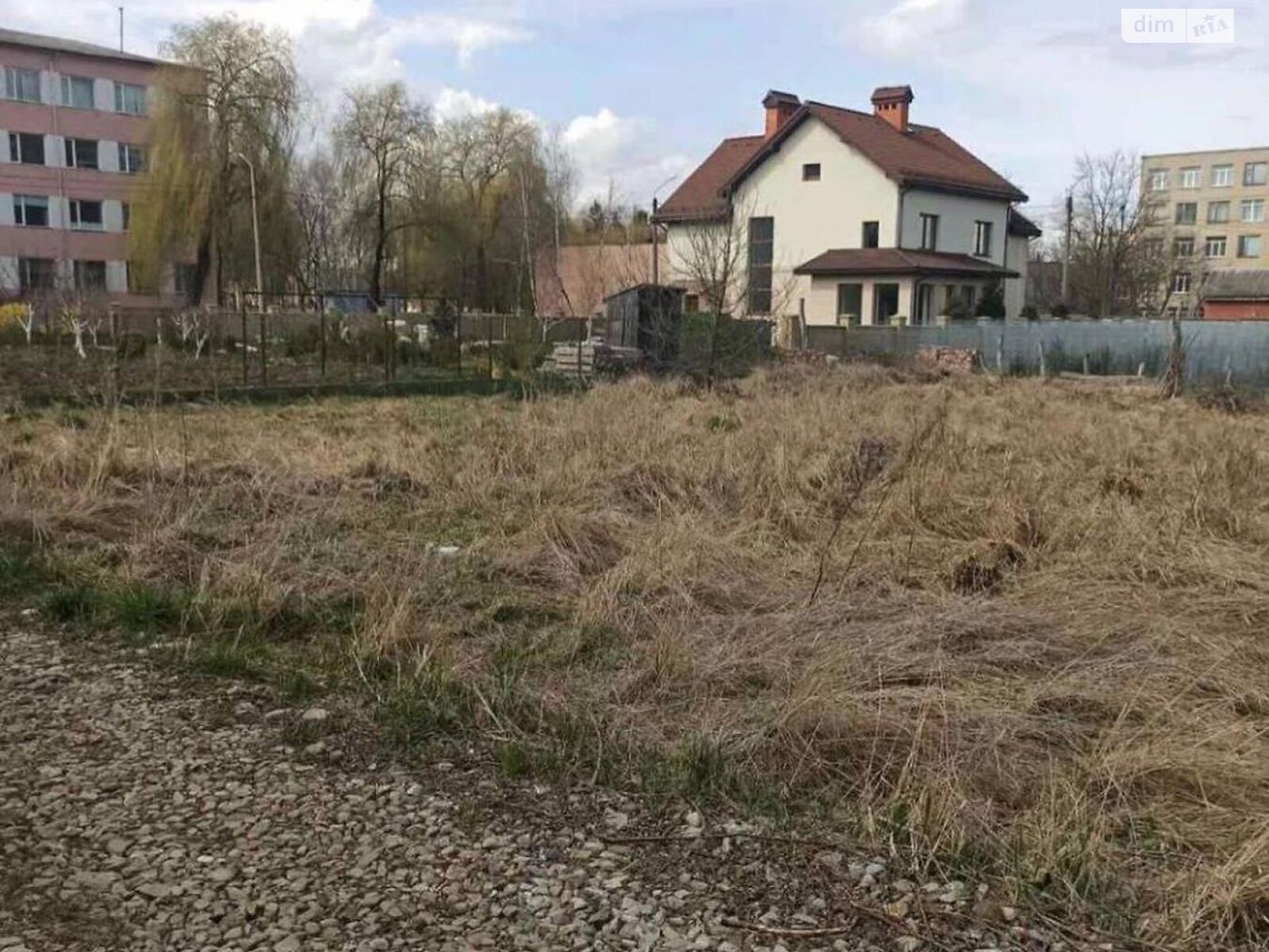 Земельный участок под жилую застройку в Никитинцах, площадь 9.23 сотки фото 1 Земельный участок под жилую застройку в Никитинцах, площадь 9.23 сотки фото 1