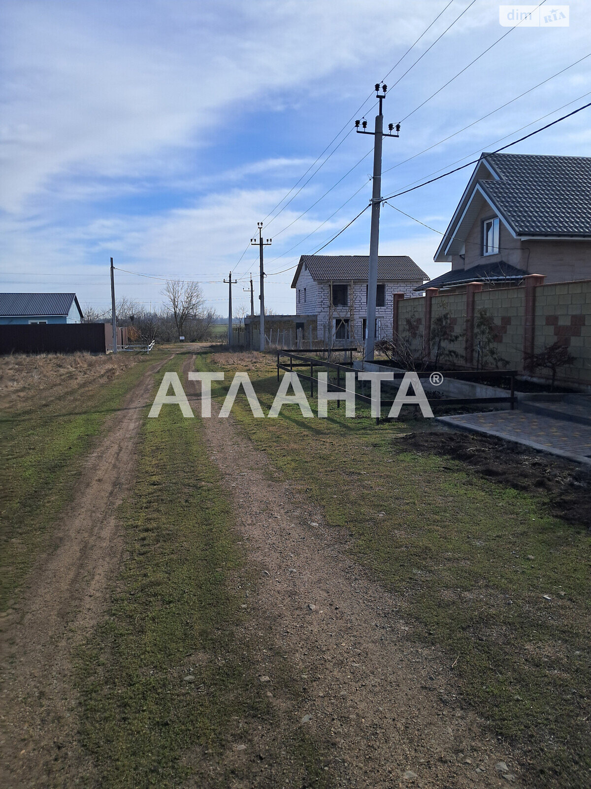 Земельный участок под жилую застройку в Новой Дофиновке, площадь 10 соток фото 1 Земельный участок под жилую застройку в Новой Дофиновке, площадь 10 соток фото 1