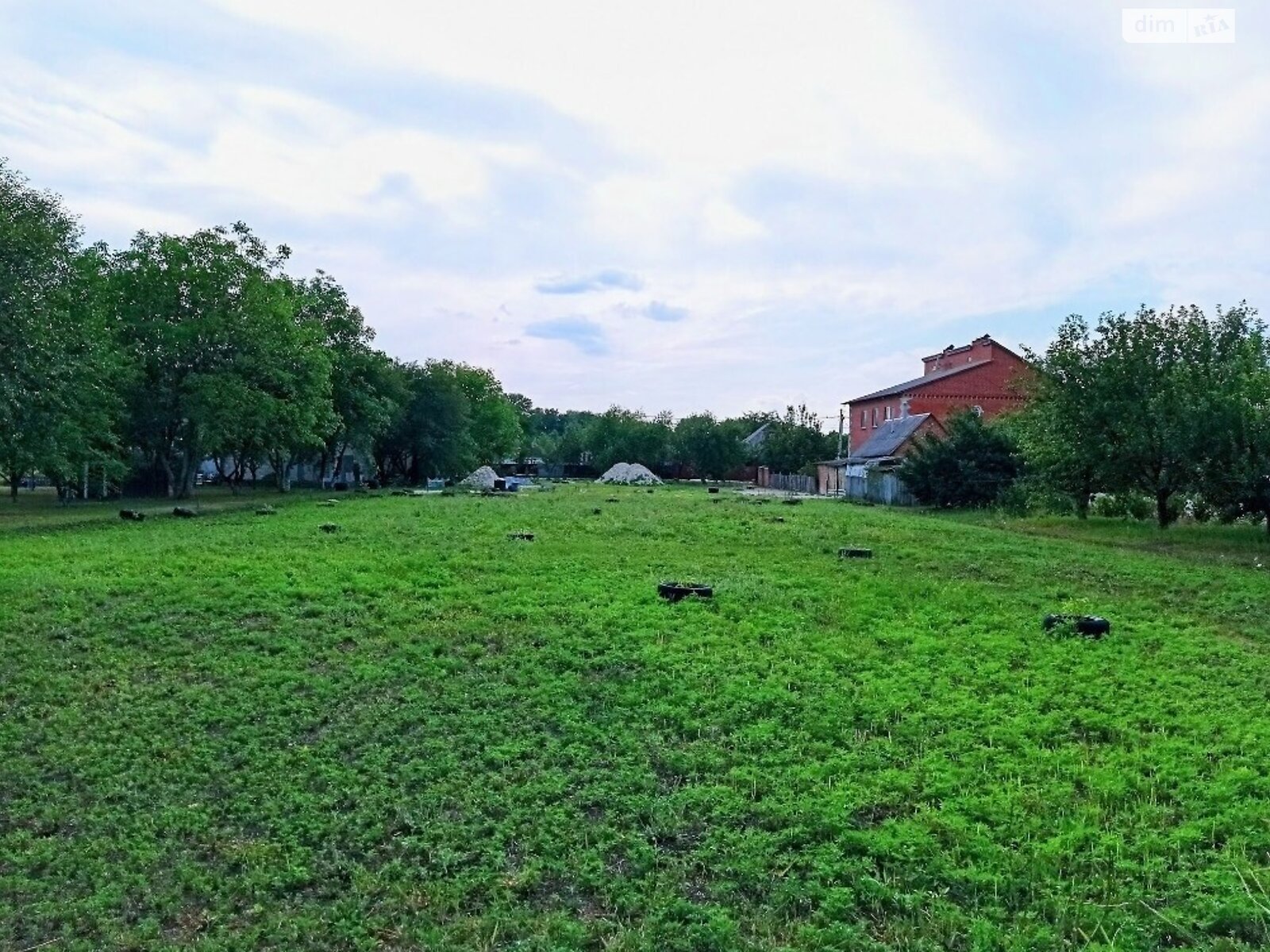 Земля под жилую застройку в Новоселовке, площадь 22 сотки фото 1