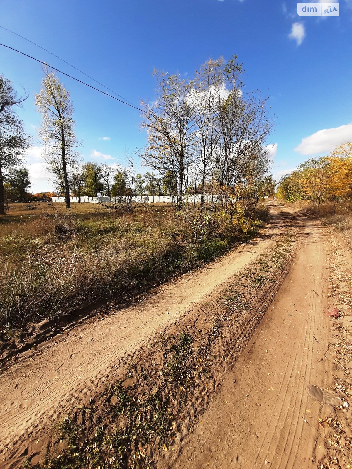 Земельный участок под жилую застройку в Обуховке, площадь 12 соток фото 1 Земельный участок под жилую застройку в Обуховке, площадь 12 соток фото 1