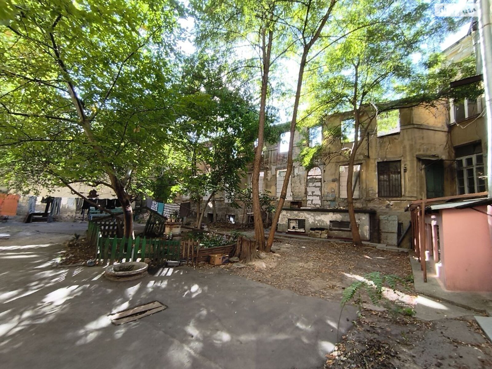 Земля под жилую застройку в Одессе, район Приморский, площадь 300 кв.м фото 1 Земля под жилую застройку в Одессе, район Приморский, площадь 300 кв.м фото 1