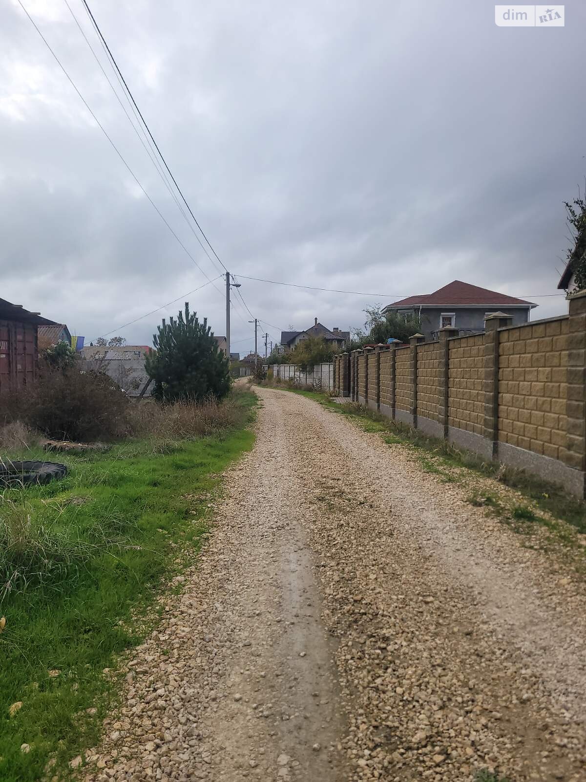 Земельна ділянка під житлову забудову в Молодіжному, площа 6 соток фото 1 Земельна ділянка під житлову забудову в Молодіжному, площа 6 соток фото 1