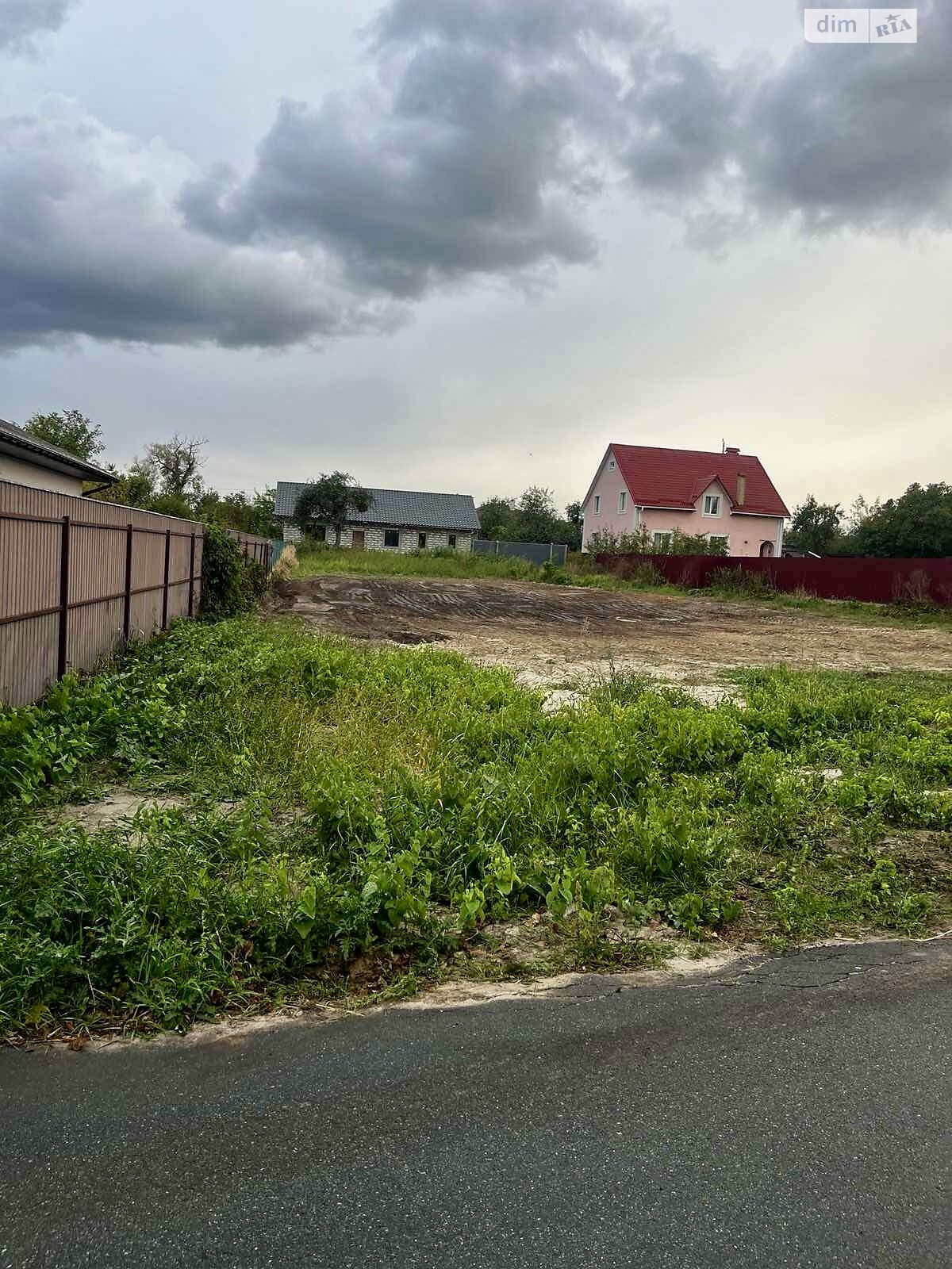 Земельный участок под жилую застройку в Осещине, площадь 10 соток фото 1 Земельный участок под жилую застройку в Осещине, площадь 10 соток фото 1