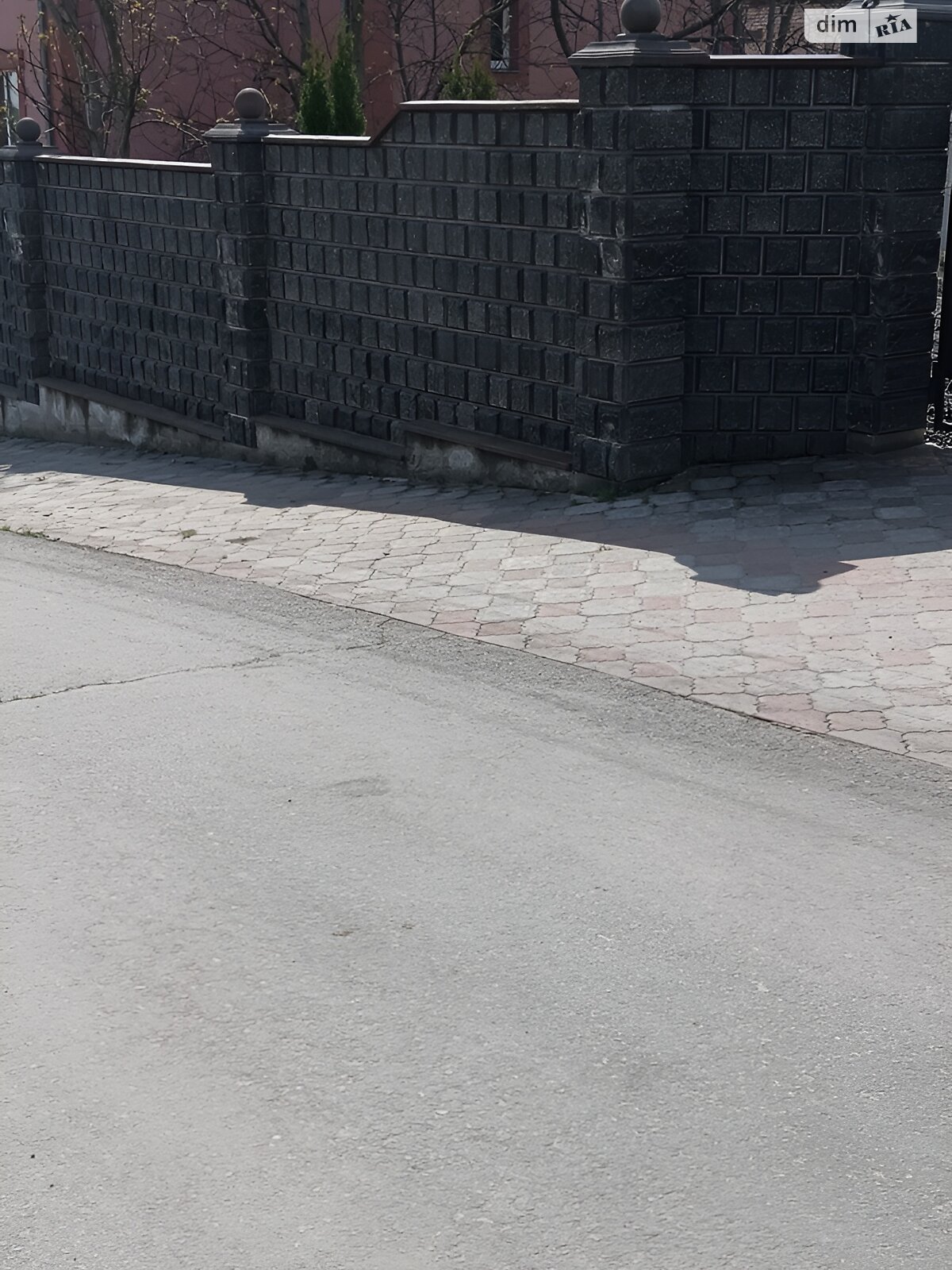 Земля під житлову забудову в Острозі, район Острог, площа 10 соток фото 1 Земля під житлову забудову в Острозі, район Острог, площа 10 соток фото 1