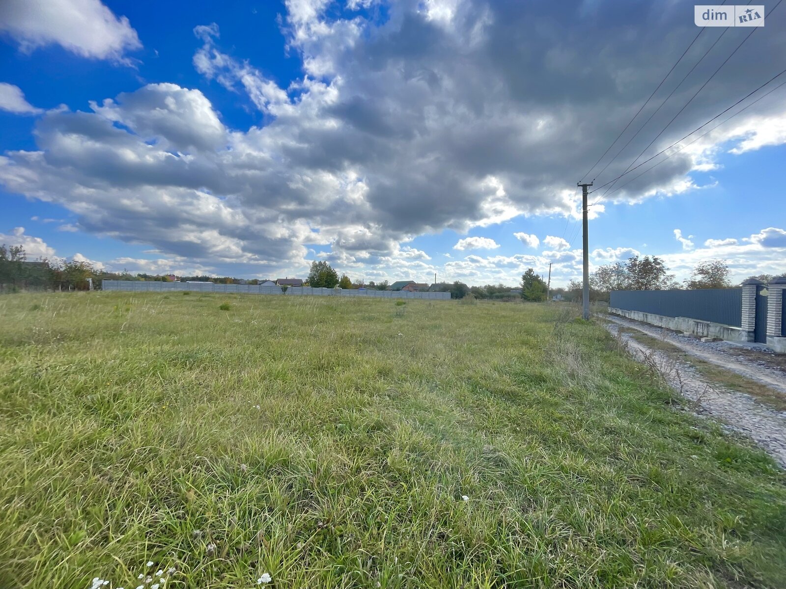 Земельный участок под жилую застройку в Парпуровцах, площадь 36 соток фото 1 Земельный участок под жилую застройку в Парпуровцах, площадь 36 соток фото 1