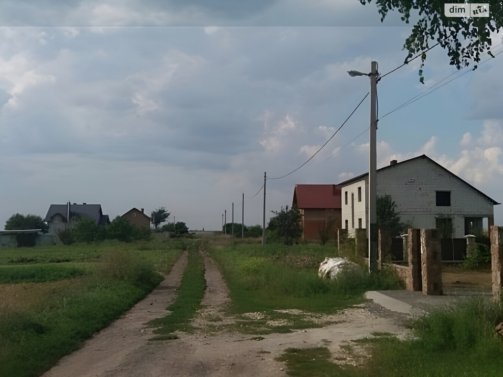 Земельный участок под жилую застройку в Почапинцы, площадь 22 сотки фото 1 Земельный участок под жилую застройку в Почапинцы, площадь 22 сотки фото 1