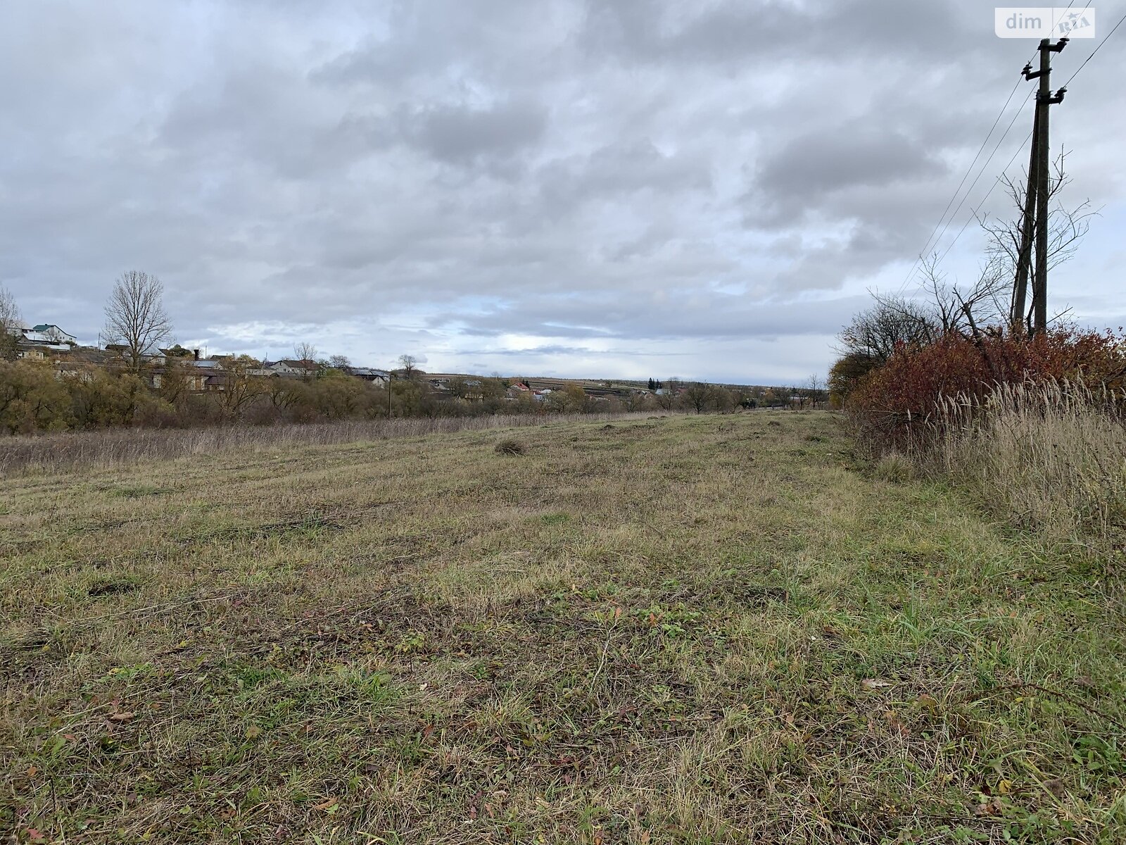 Земельный участок под жилую застройку в Почапинцы, площадь 28 соток фото 1 Земельный участок под жилую застройку в Почапинцы, площадь 28 соток фото 1