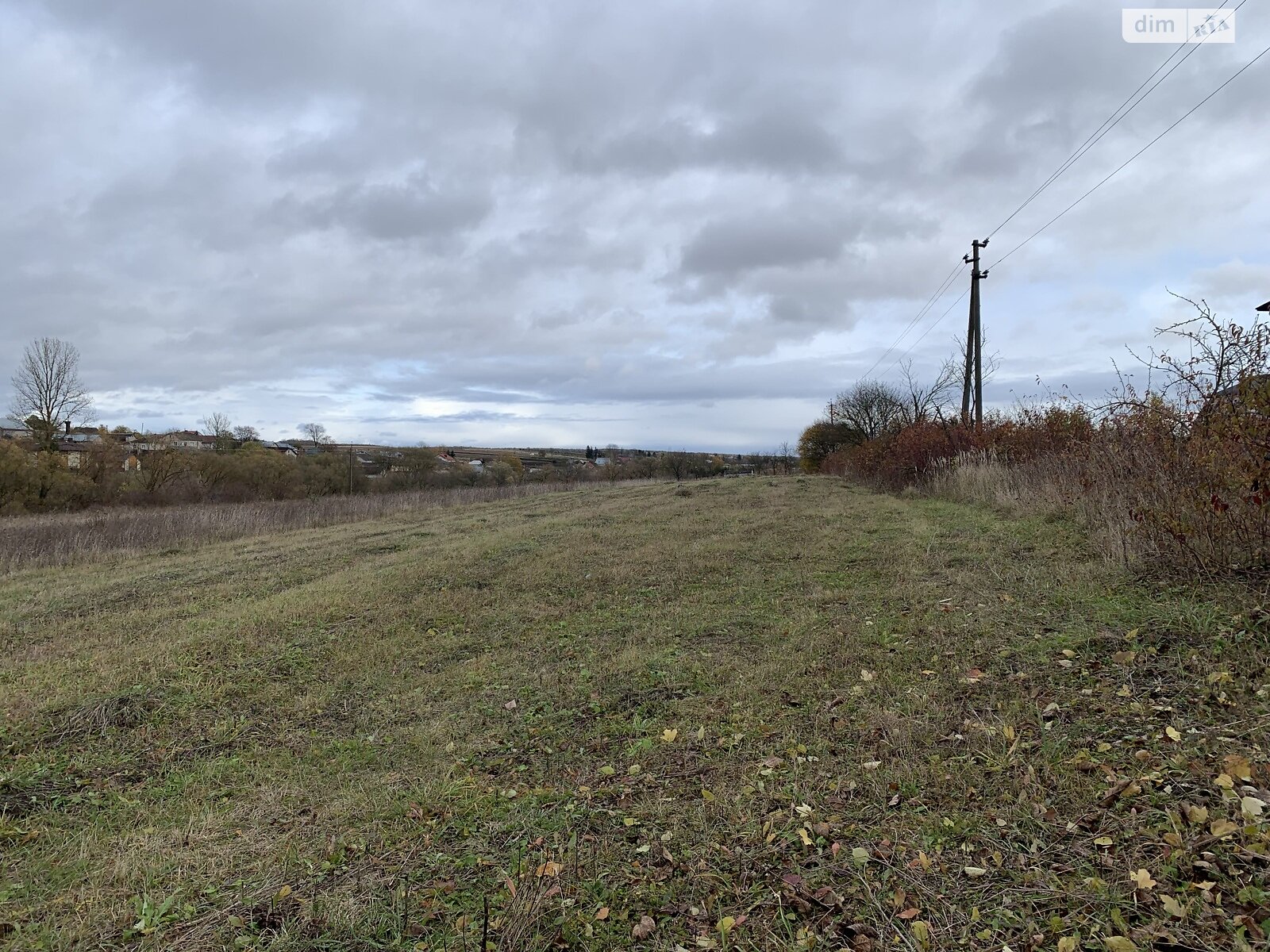 Земельный участок под жилую застройку в Почапинцы, площадь 28 соток фото 1 Земельный участок под жилую застройку в Почапинцы, площадь 28 соток фото 1