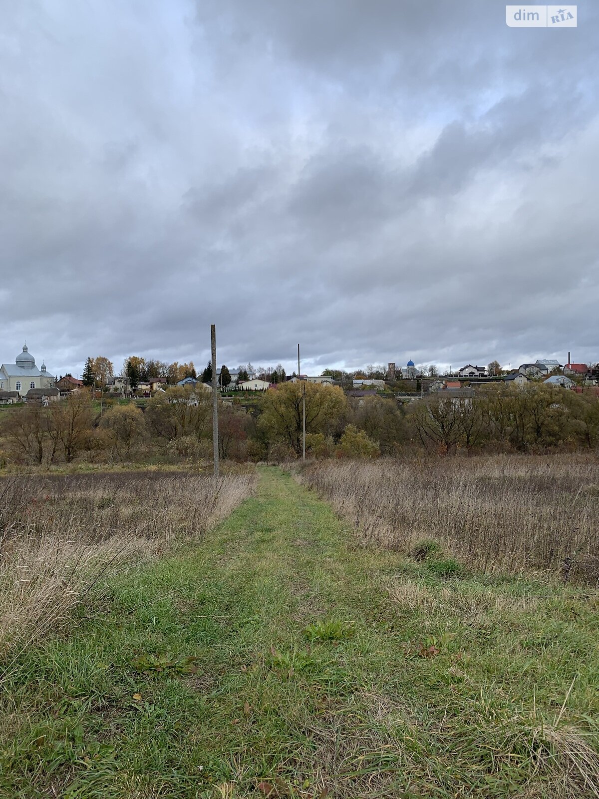 Земельный участок под жилую застройку в Почапинцы, площадь 28 соток фото 1 Земельный участок под жилую застройку в Почапинцы, площадь 28 соток фото 1