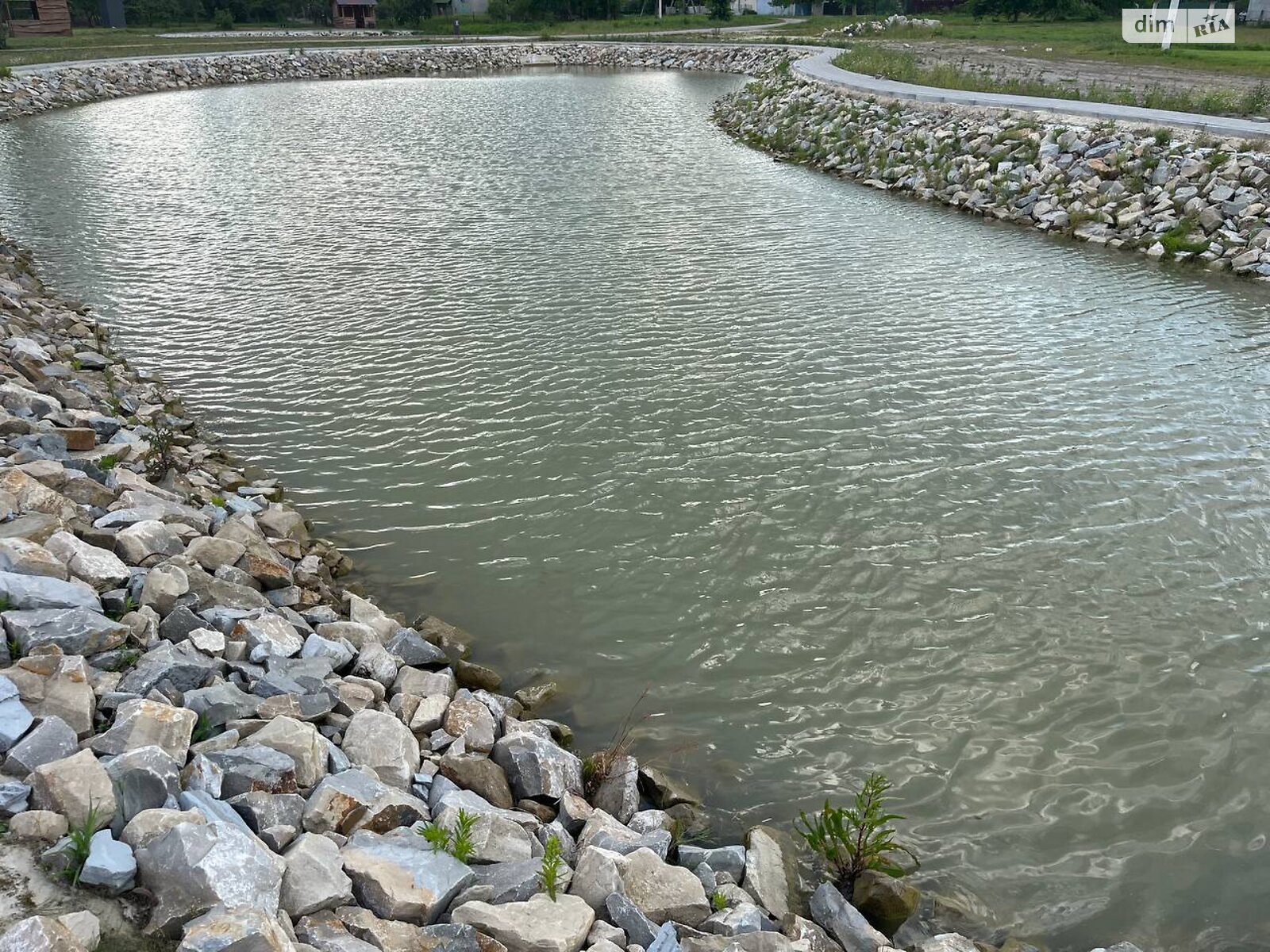 Земельный участок под жилую застройку в Подберезцах, площадь 20 соток фото 1