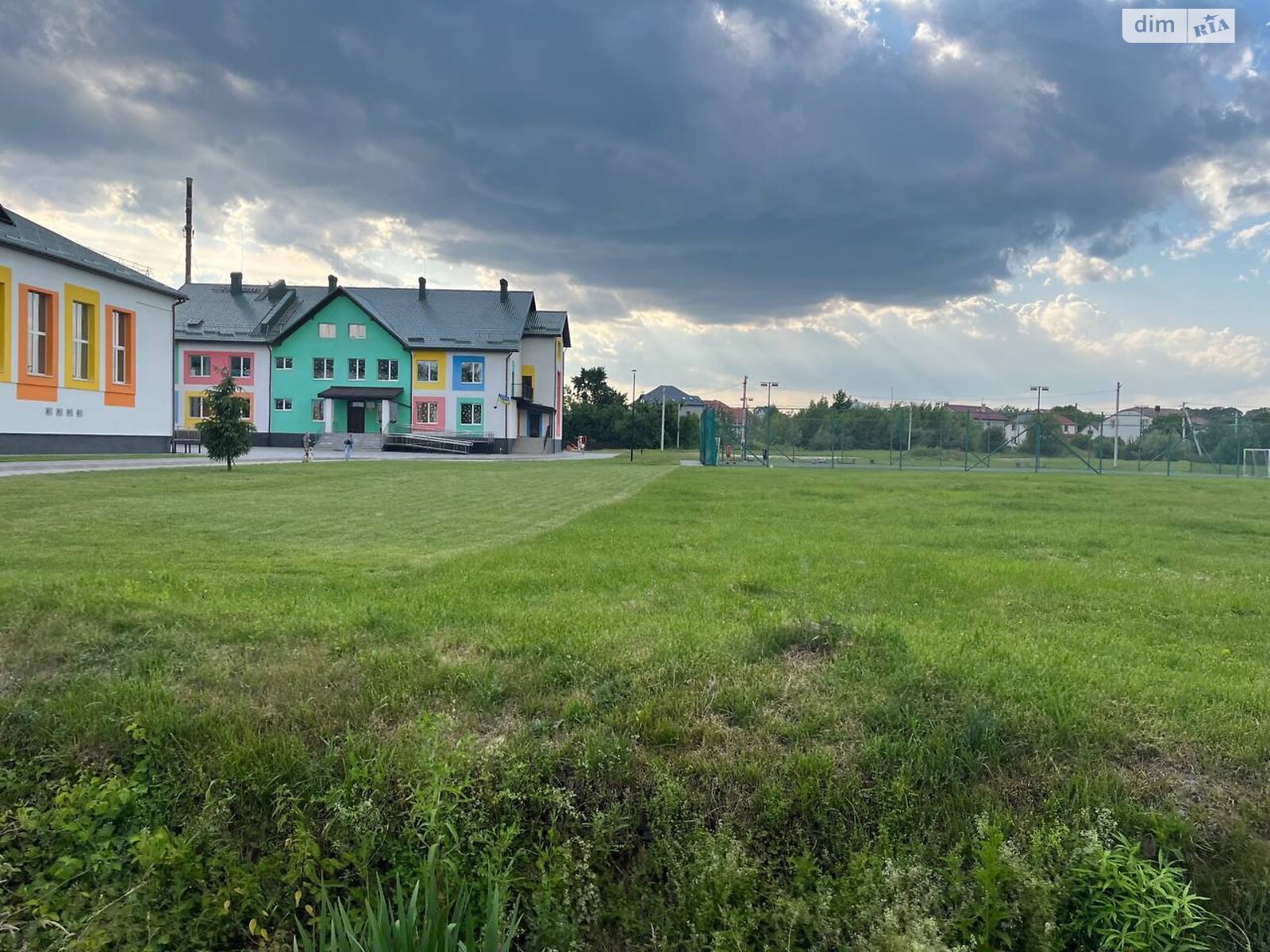 Земельный участок под жилую застройку в Подберезцах, площадь 20 соток фото 1