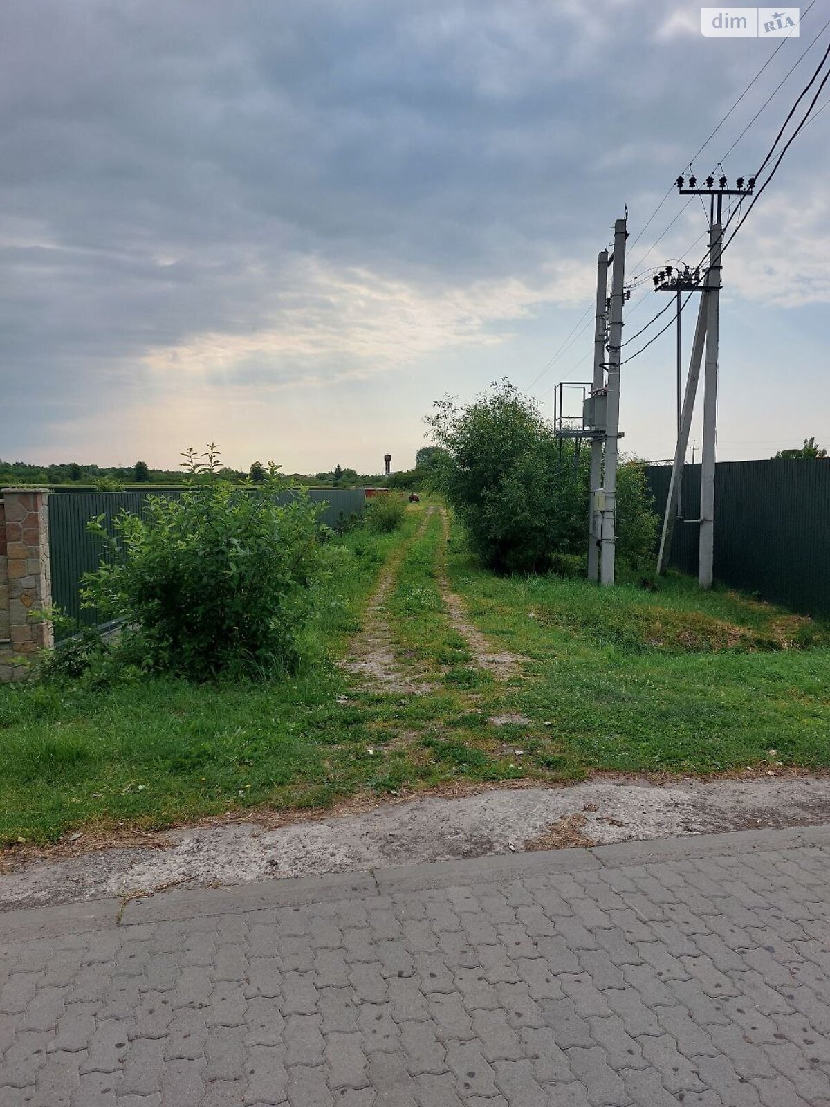 Земельный участок под жилую застройку в Подберезцах, площадь 8.5 сотки фото 1