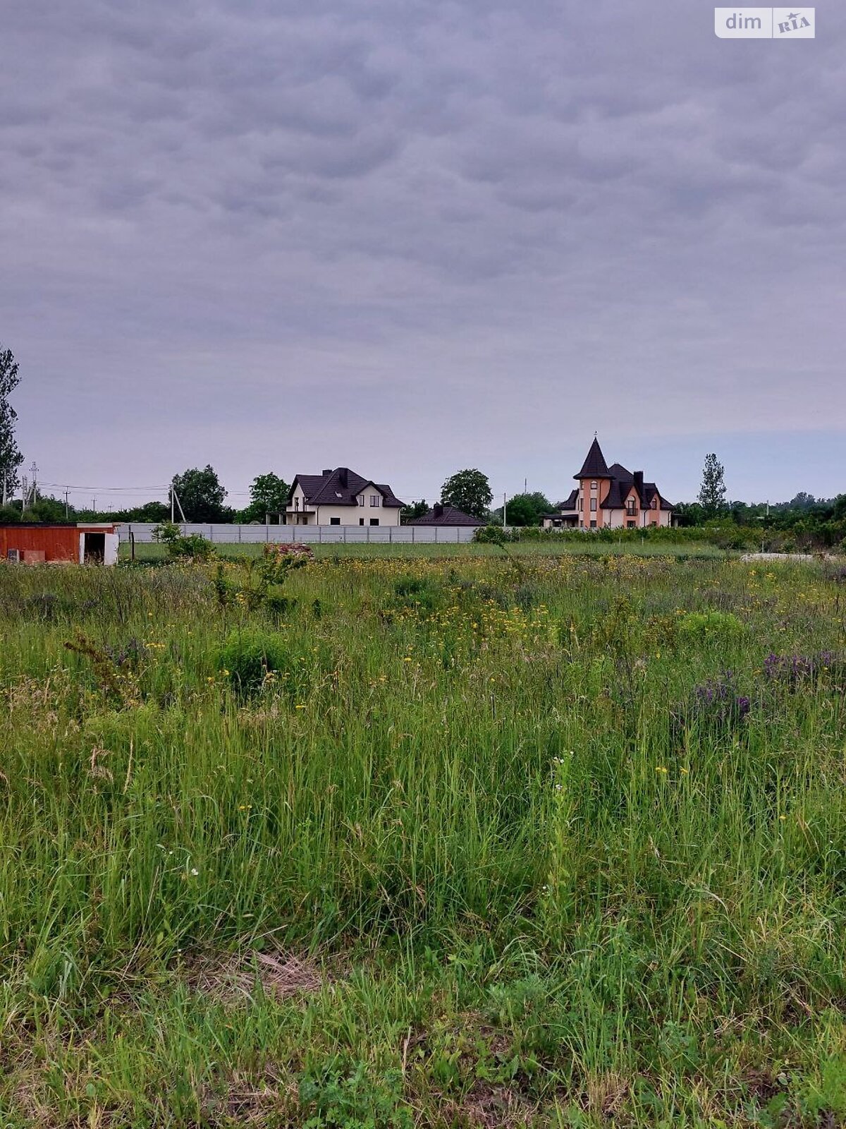 Земельный участок под жилую застройку в Подберезцах, площадь 8.5 сотки фото 1