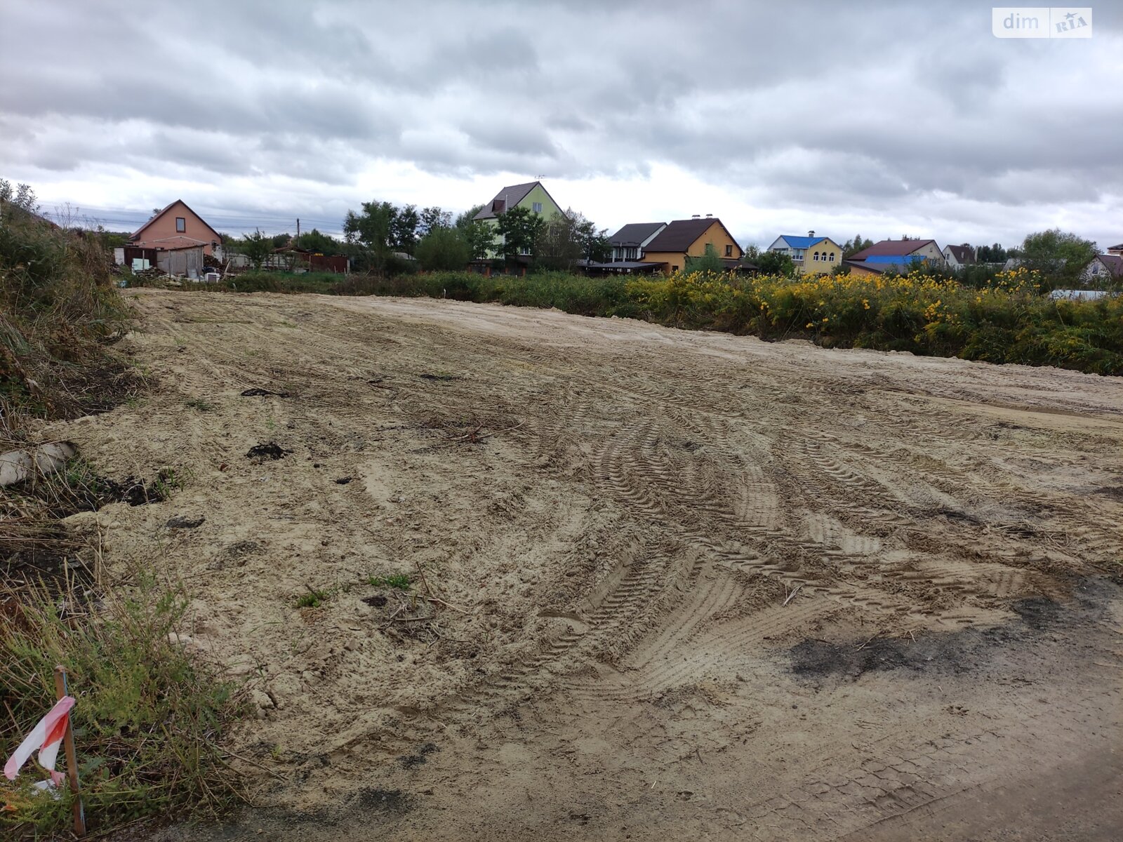 Земельна ділянка під житлову забудову в Підгірцях, площа 10 соток фото 1 Земельна ділянка під житлову забудову в Підгірцях, площа 10 соток фото 1
