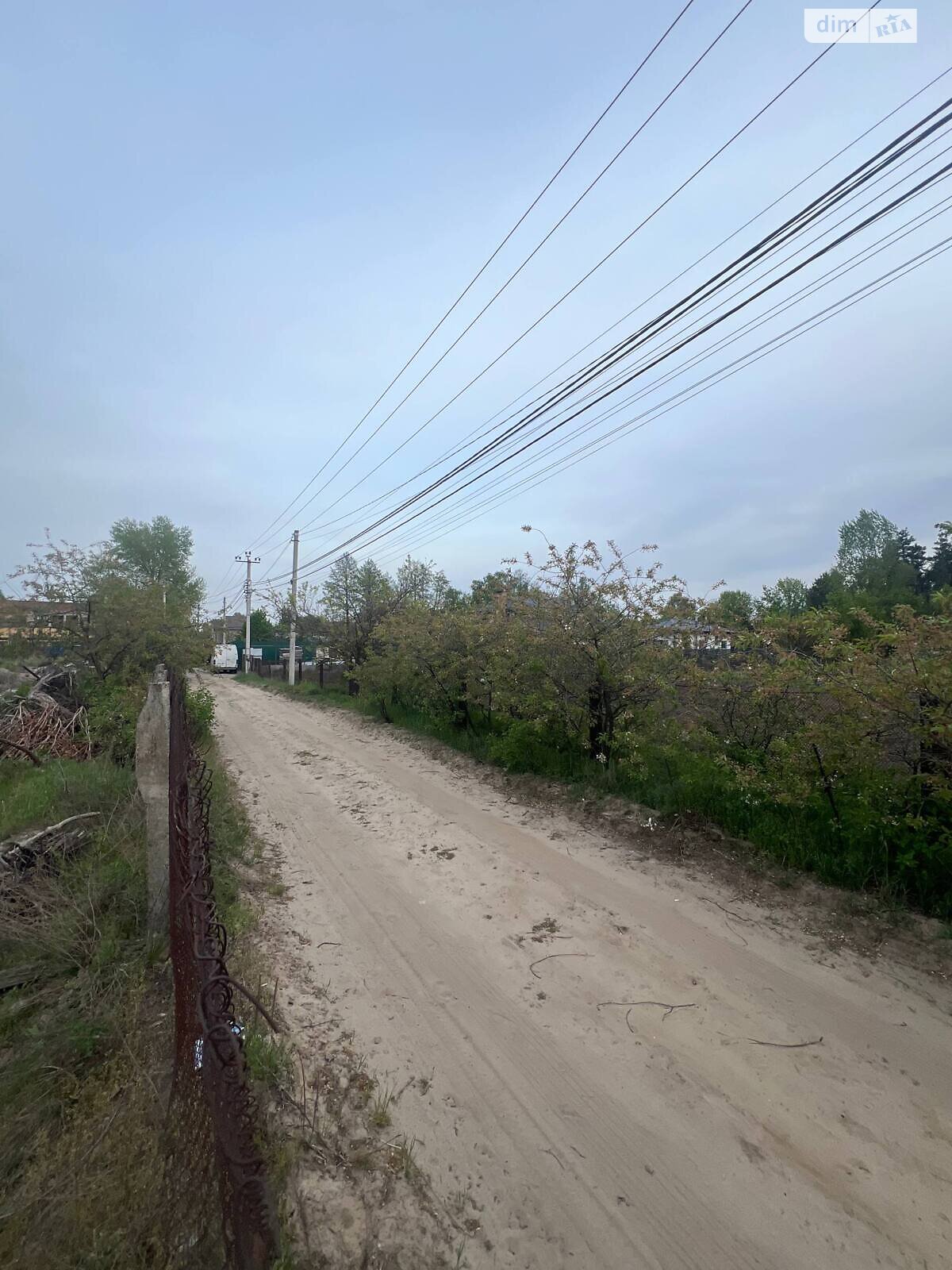 Земельный участок под жилую застройку в Подгорцах, площадь 19 соток фото 1 Земельный участок под жилую застройку в Подгорцах, площадь 19 соток фото 1