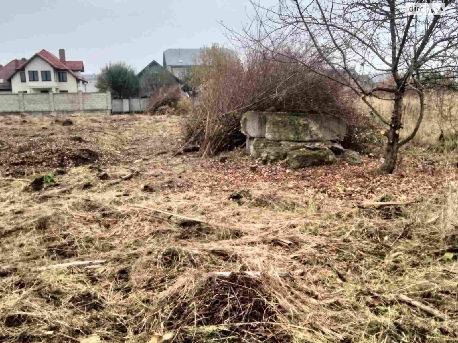 Земельный участок под жилую застройку в Подпечерах, площадь 12 соток фото 1 Земельный участок под жилую застройку в Подпечерах, площадь 12 соток фото 1