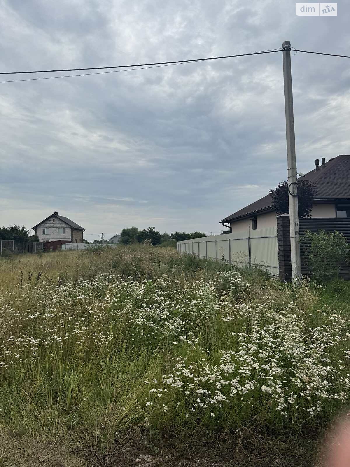 Земельный участок под жилую застройку в Погребах, площадь 12 соток фото 1 Земельный участок под жилую застройку в Погребах, площадь 12 соток фото 1