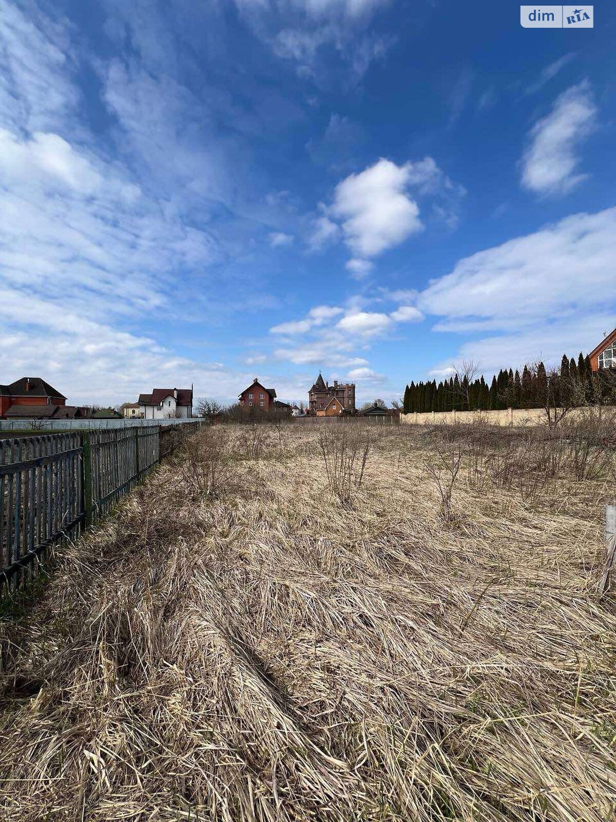 Земельна ділянка під житлову забудову в Погребах, площа 21 сотка фото 1 Земельна ділянка під житлову забудову в Погребах, площа 21 сотка фото 1