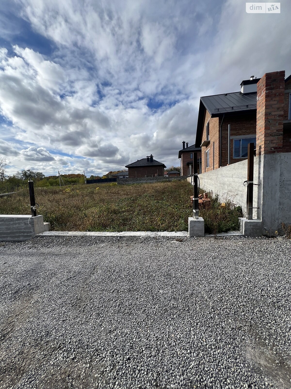 Земельна ділянка під житлову забудову в Прибузькому, площа 10 соток фото 1 Земельна ділянка під житлову забудову в Прибузькому, площа 10 соток фото 1