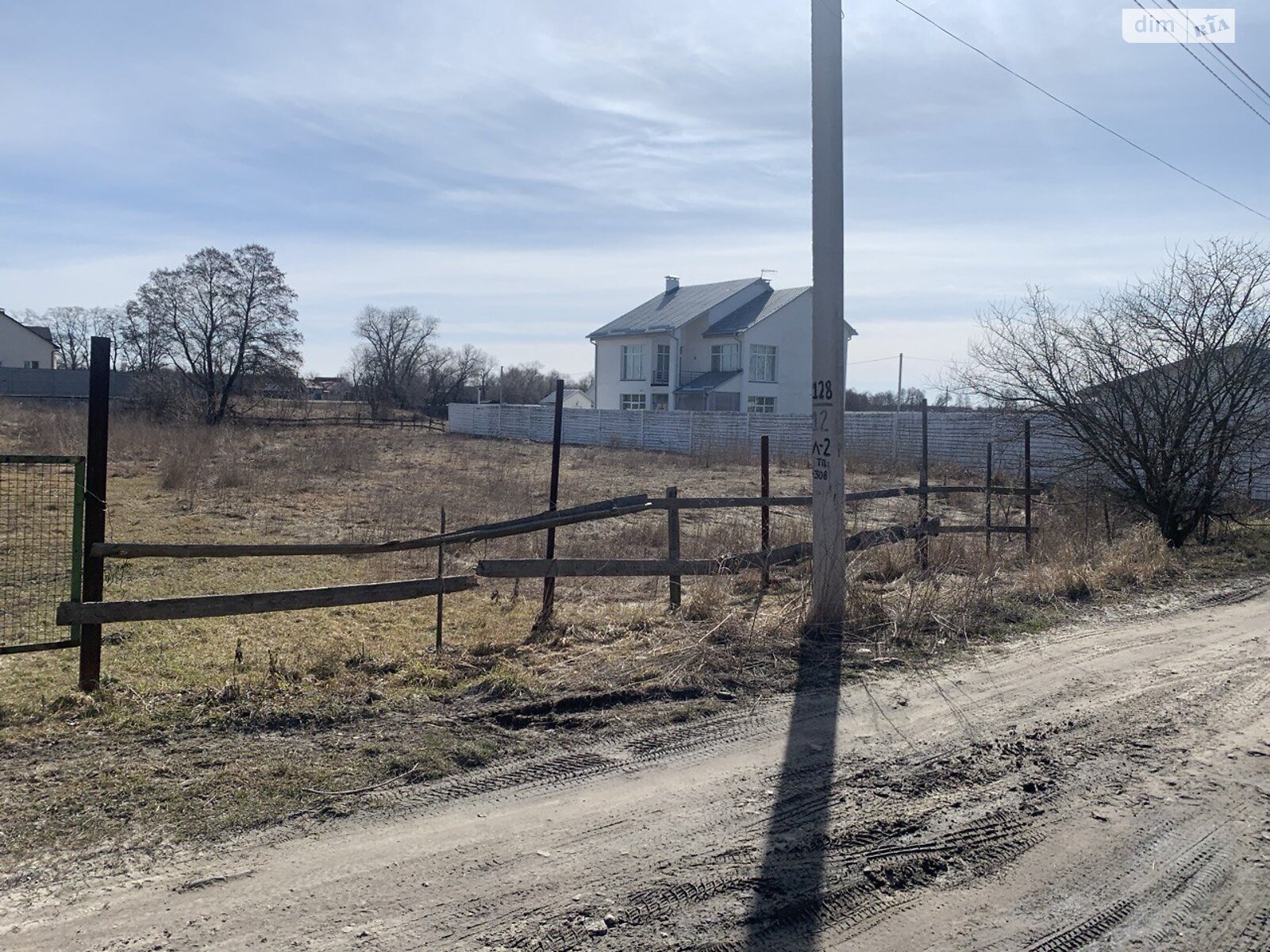 Земельный участок под жилую застройку в Рожнах, площадь 0.1688 Га фото 1 Земельный участок под жилую застройку в Рожнах, площадь 0.1688 Га фото 1