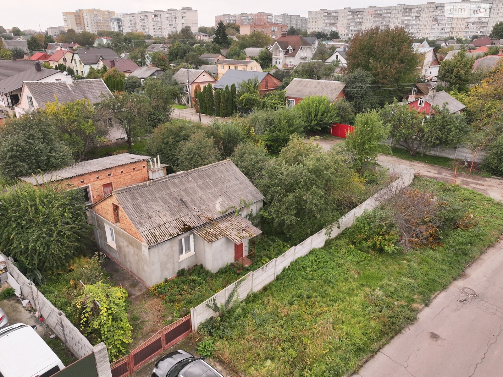Земля під житлову забудову в Рівному, район Мелроуз, площа 6 соток фото 1 Земля під житлову забудову в Рівному, район Мелроуз, площа 6 соток фото 1