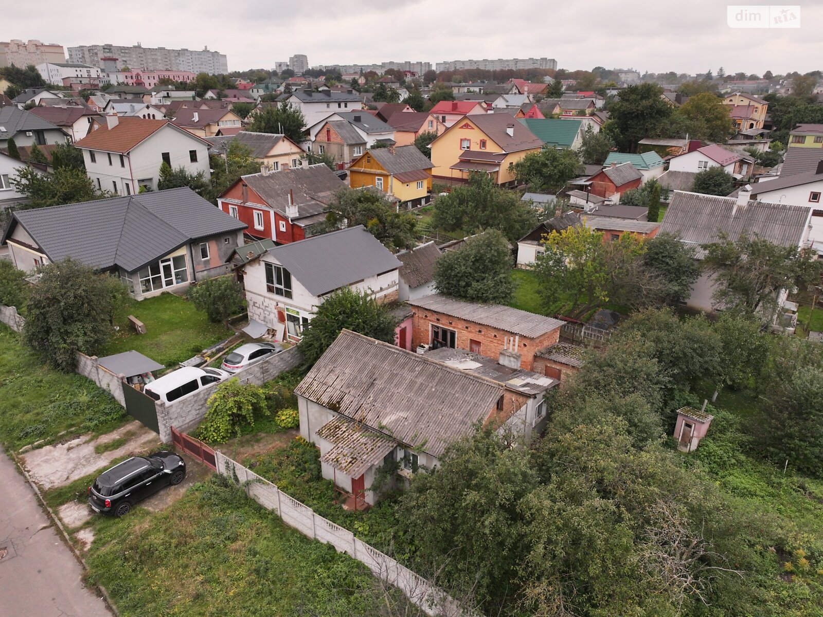 Земля під житлову забудову в Рівному, район Мелроуз, площа 6 соток фото 1 Земля під житлову забудову в Рівному, район Мелроуз, площа 6 соток фото 1