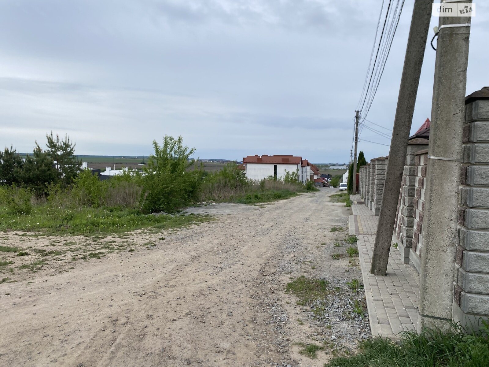 Земля під житлову забудову в Рівному, район Новий Двір, площа 9.1 сотки фото 1 Земля під житлову забудову в Рівному, район Новий Двір, площа 9.1 сотки фото 1