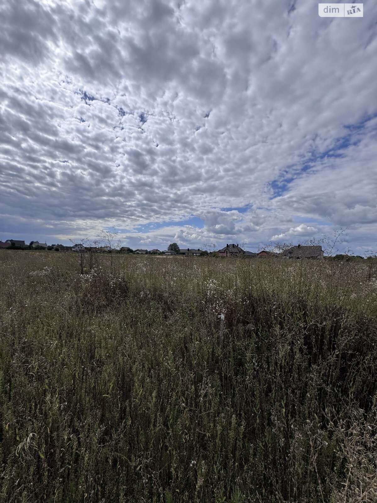 Земля под жилую застройку в Ровно, район Счастливое, площадь 9 соток фото 1 Земля под жилую застройку в Ровно, район Счастливое, площадь 9 соток фото 1