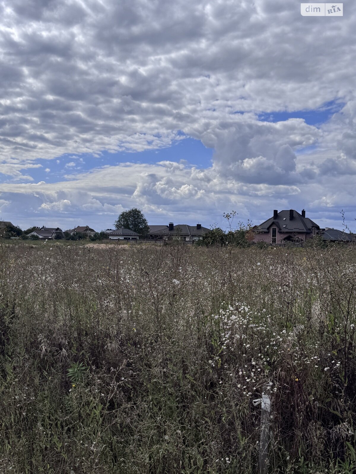 Земля под жилую застройку в Ровно, район Счастливое, площадь 9 соток фото 1 Земля под жилую застройку в Ровно, район Счастливое, площадь 9 соток фото 1