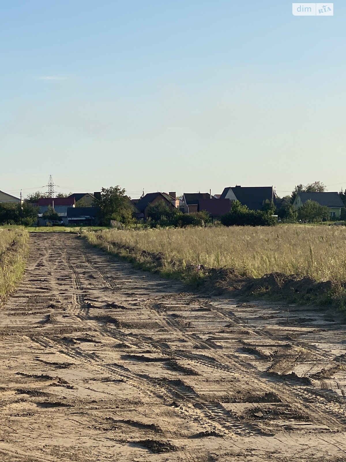 Земля под жилую застройку в Ровно, район Счастливое, площадь 9 соток фото 1 Земля под жилую застройку в Ровно, район Счастливое, площадь 9 соток фото 1