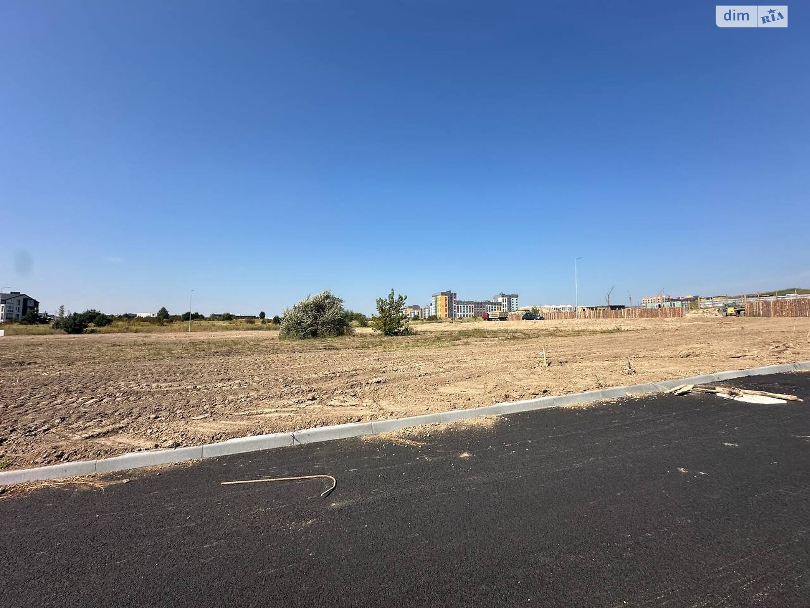Земля под жилую застройку в Ровно, район Счастливое, площадь 8.38 сотки фото 1 Земля под жилую застройку в Ровно, район Счастливое, площадь 8.38 сотки фото 1