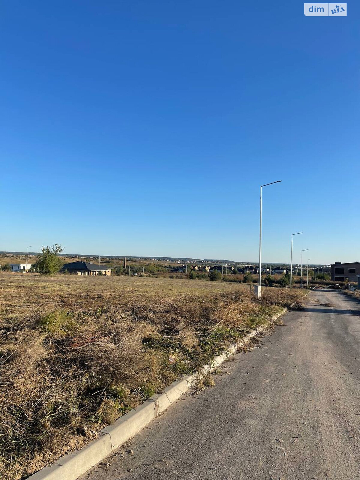 Земля под жилую застройку в Ровно, район Счастливое, площадь 8.38 сотки фото 1 Земля под жилую застройку в Ровно, район Счастливое, площадь 8.38 сотки фото 1