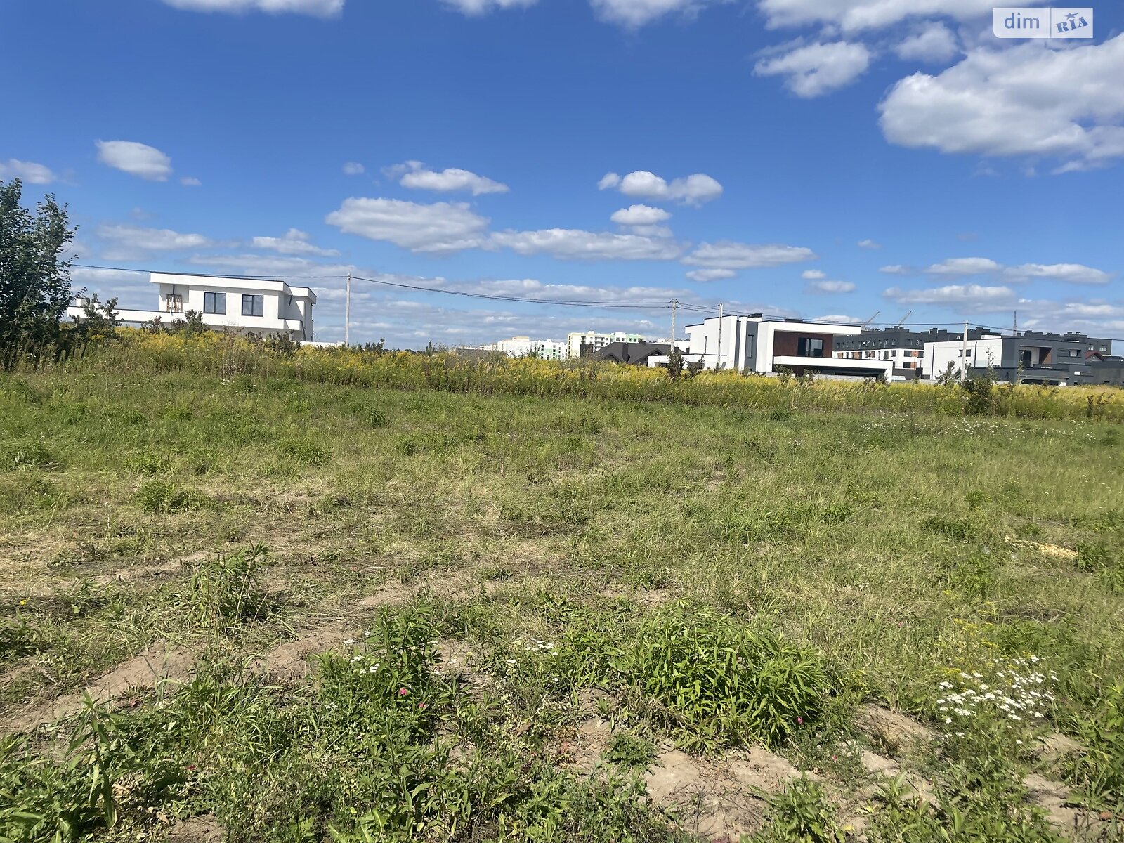 Земля под жилую застройку в Ровно, район Счастливое, площадь 9 соток фото 1 Земля под жилую застройку в Ровно, район Счастливое, площадь 9 соток фото 1