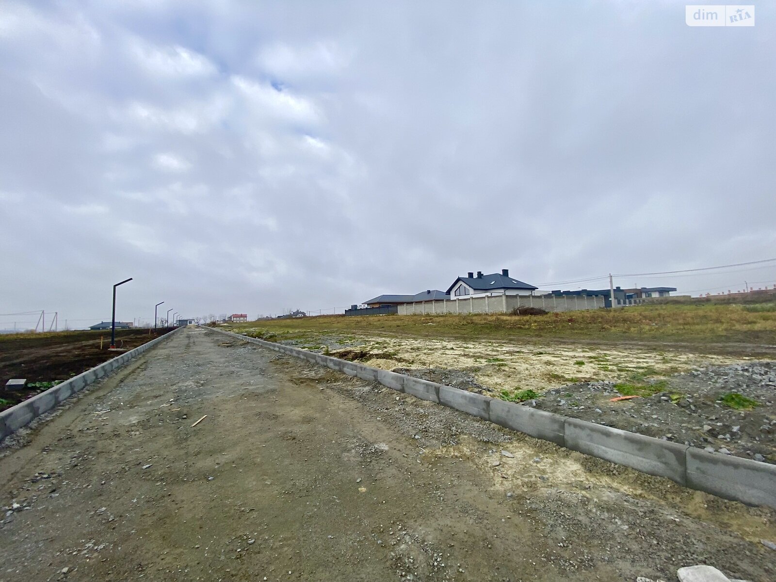 Земля под жилую застройку в Ровно, район Счастливое, площадь 9 соток фото 1