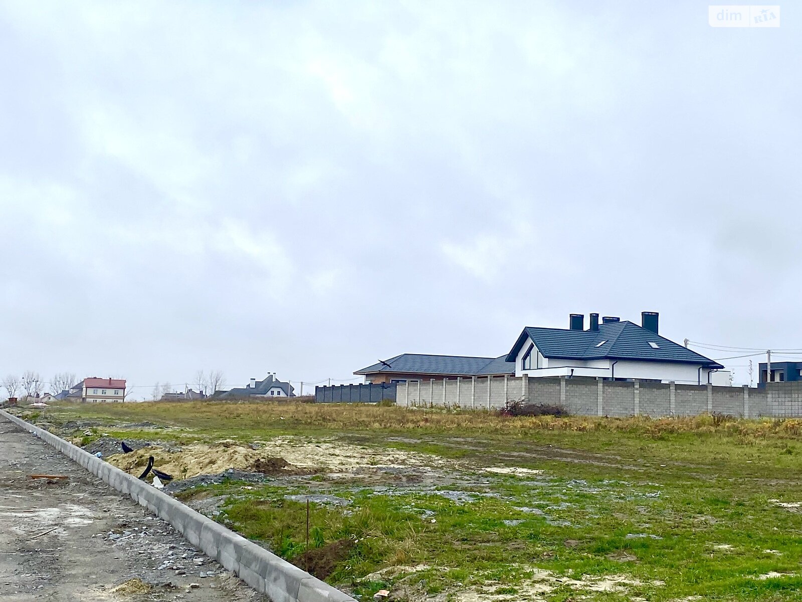 Земля под жилую застройку в Ровно, район Счастливое, площадь 9 соток фото 1
