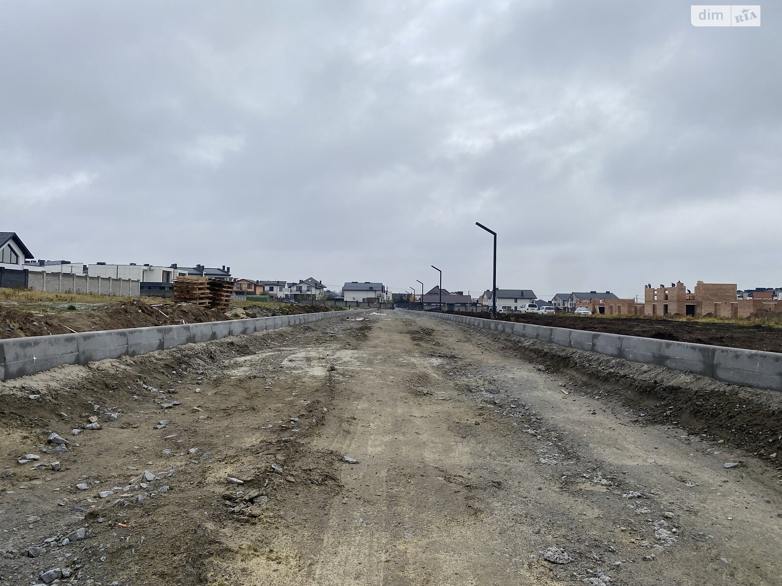 Земля под жилую застройку в Ровно, район Счастливое, площадь 9 соток фото 1