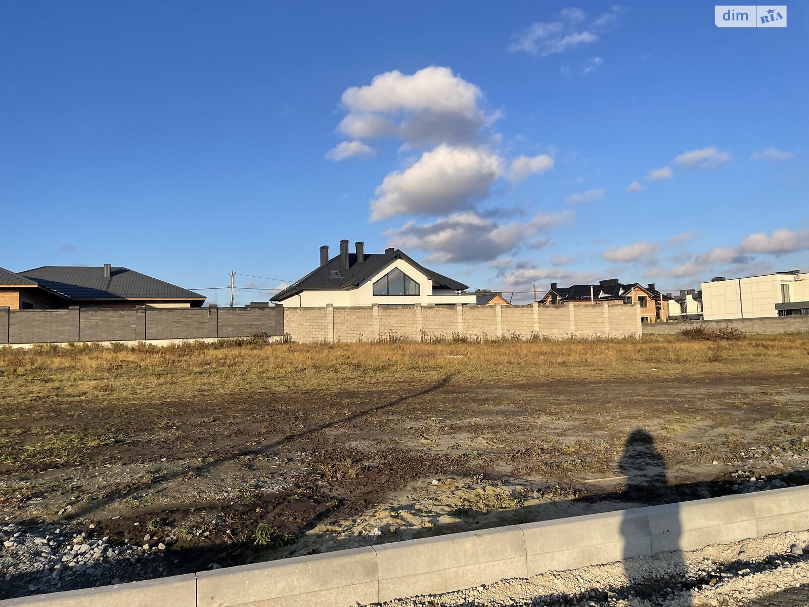 Земля під житлову забудову в Рівному, район Щасливе, площа 9 соток фото 1