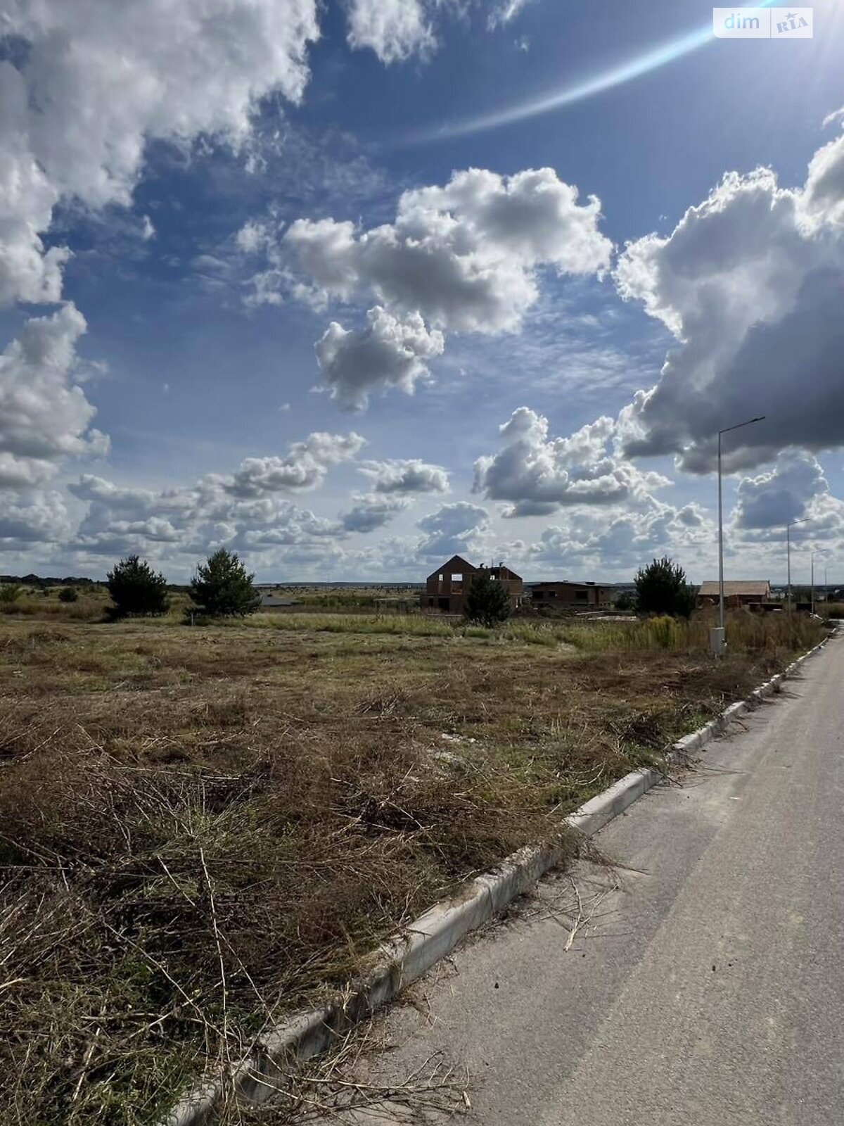 Земля под жилую застройку в Ровно, район Счастливое, площадь 8.38 сотки фото 1 Земля под жилую застройку в Ровно, район Счастливое, площадь 8.38 сотки фото 1