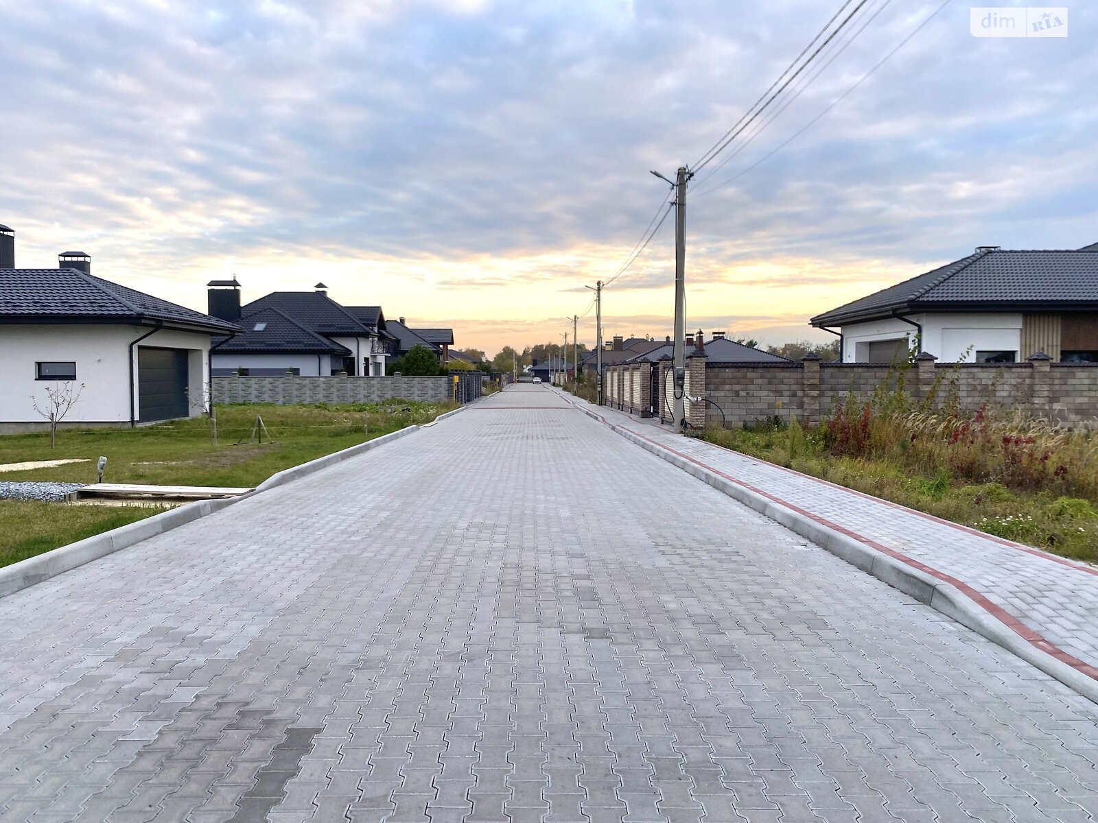 Земля під житлову забудову в Рівному, район Зоопарк, площа 11.75 сотки фото 1