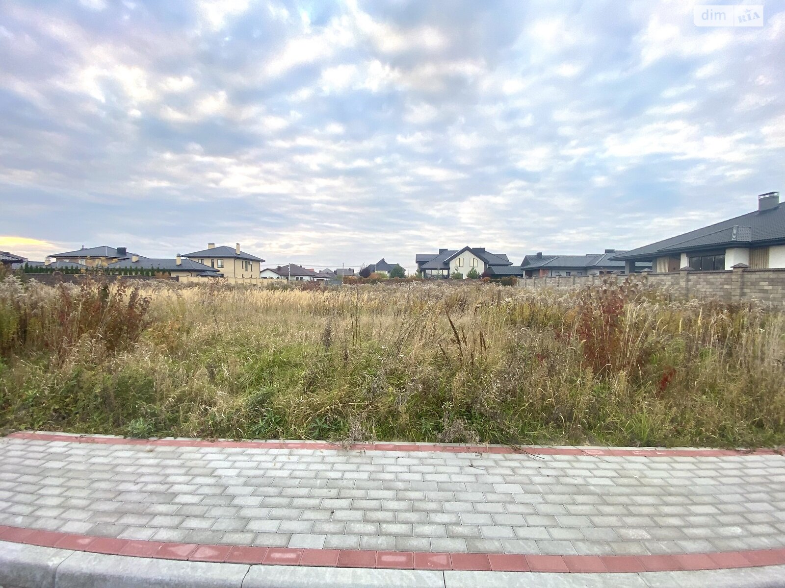 Земля под жилую застройку в Ровно, район Зоопарк, площадь 23.5 сотки фото 1