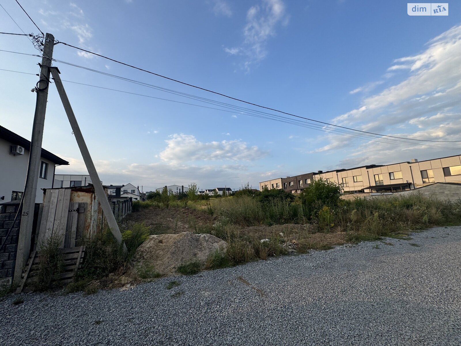 Земельный участок под жилую застройку в Ровно, площадь 0.1042 Га фото 1