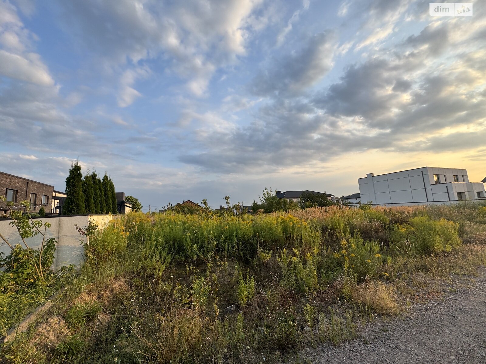 Земельный участок под жилую застройку в Ровно, площадь 0.1042 Га фото 1 Земельный участок под жилую застройку в Ровно, площадь 0.1042 Га фото 1