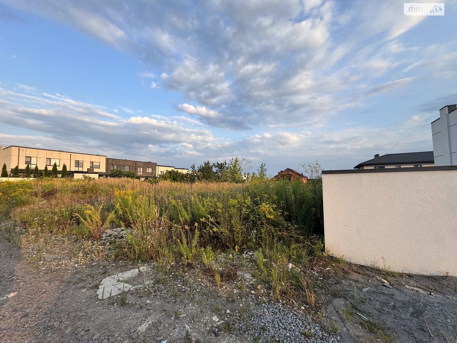 Земельный участок под жилую застройку в Ровно, площадь 0.1042 Га фото 1 Земельный участок под жилую застройку в Ровно, площадь 0.1042 Га фото 1